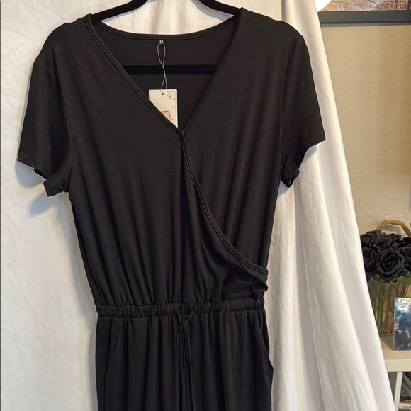 PRETTYGARDEN deep  V neck, short sleeve wrap jumpsuit - Picture 10 of 13